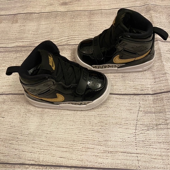 Nike Other - Nike Air Jordan Legacy 312 size 5c infant
